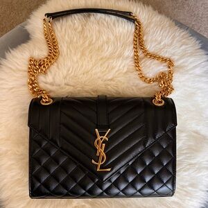 Like New Saint Laurent Medium Cassandra Envelope Bag